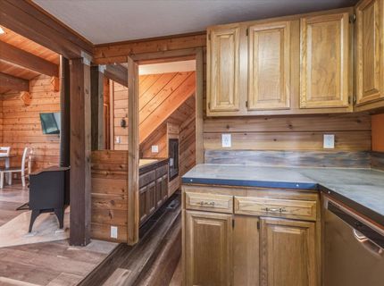50474 Conifer Drive, Soda Springs, CA 95728 Photo