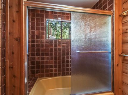 50474 Conifer Drive, Soda Springs, CA 95728 Photo