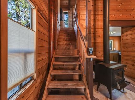 50474 Conifer Drive, Soda Springs, CA 95728 Photo