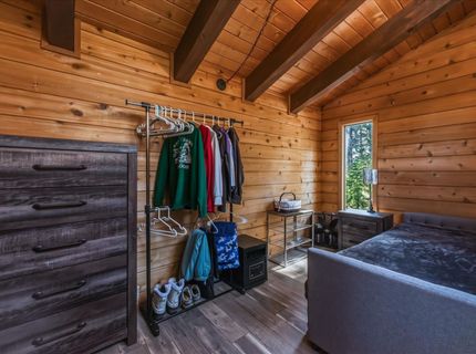 50474 Conifer Drive, Soda Springs, CA 95728 Photo