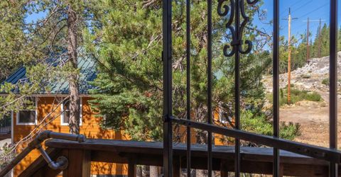 50474 Conifer Drive, Soda Springs, CA 95728 Photo