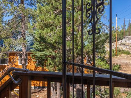50474 Conifer Drive, Soda Springs, CA 95728 Photo
