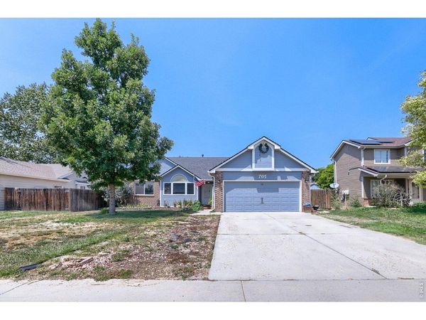 705 Country Acres Dr, Johnstown, CO 80534