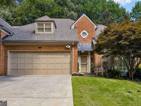 440 Greenlaurel Drive, Sandy Springs, GA 30342