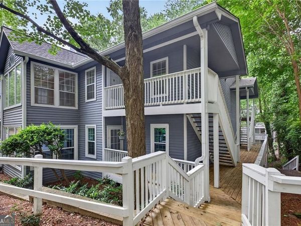 1010 Gettysburg Place, Sandy Springs, GA 30350