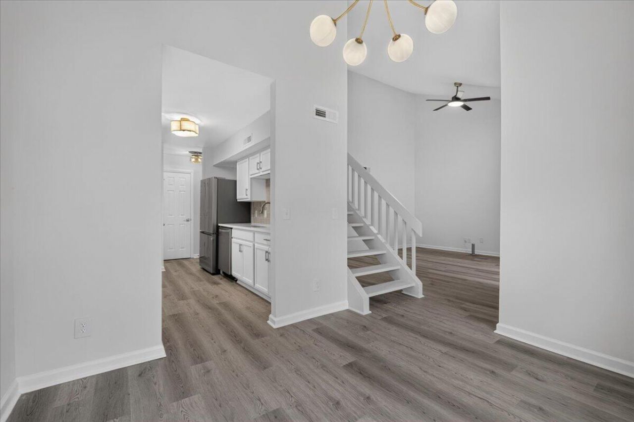 2327 Treescape Drive Photo 5