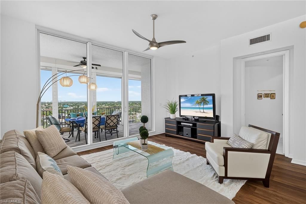 410 Flagship Dr, Unit 1201, Naples, FL 34108 Photo