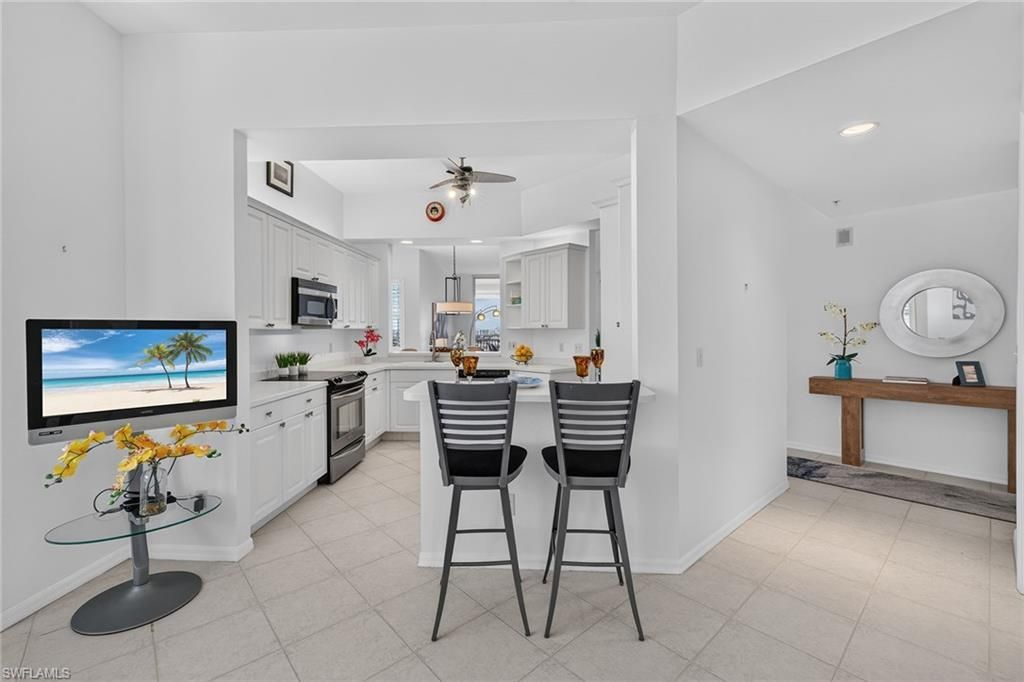 410 Flagship Dr, Unit 1201, Naples, FL 34108 Photo