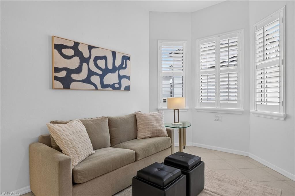 410 Flagship Dr, Unit 1201, Naples, FL 34108 Photo