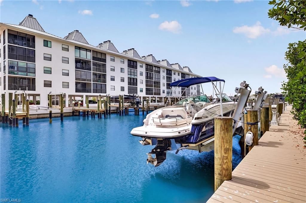 410 Flagship Dr, Unit 1201, Naples, FL 34108 Photo