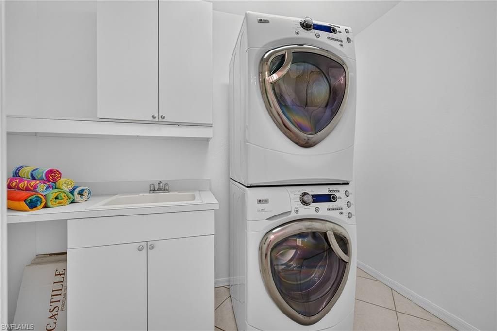 410 Flagship Dr, Unit 1201, Naples, FL 34108 Photo