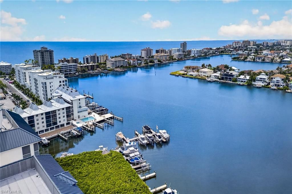 410 Flagship Dr, Unit 1201, Naples, FL 34108 Photo