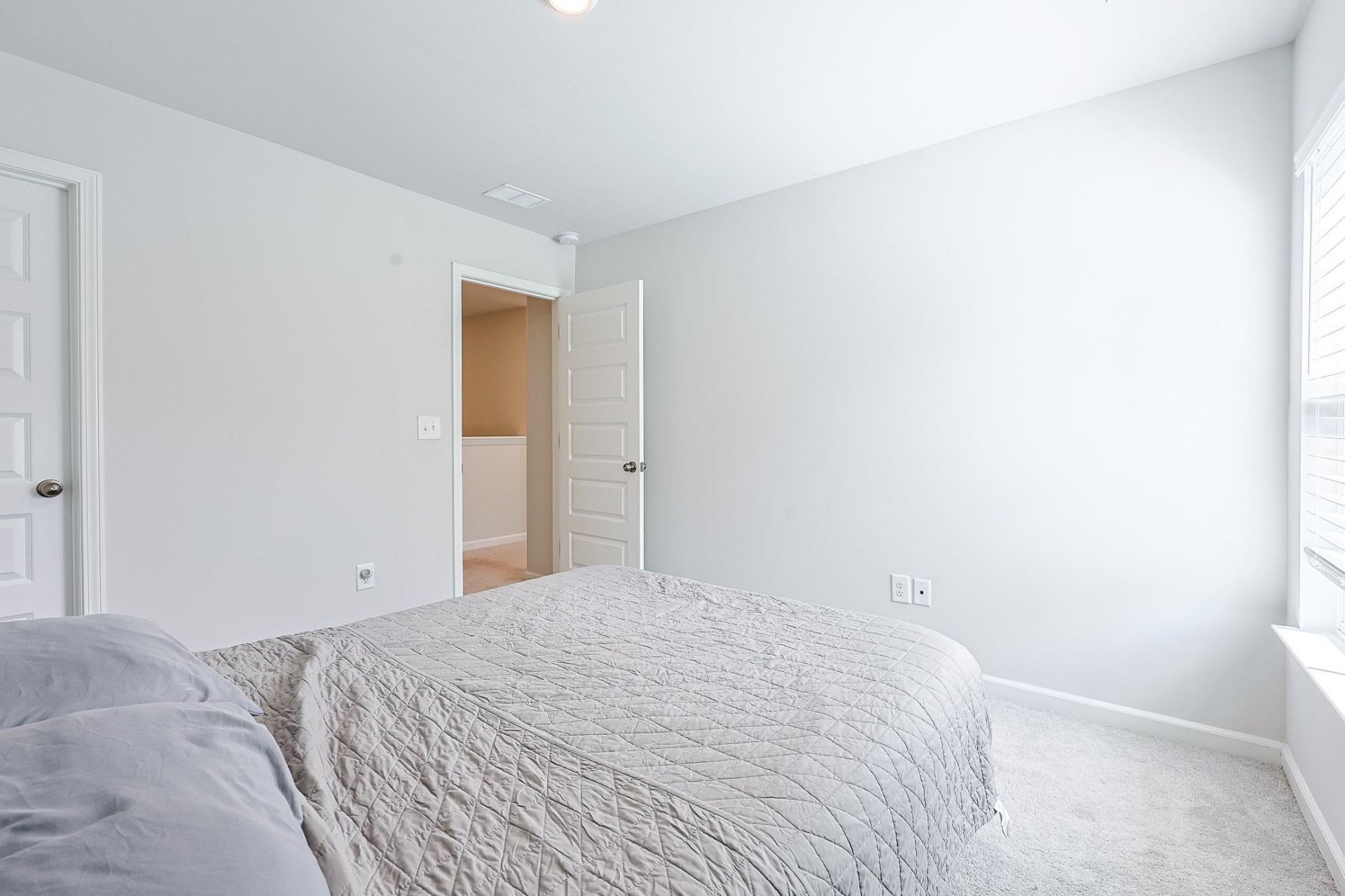 2035 Felicity Pl. Photo 31