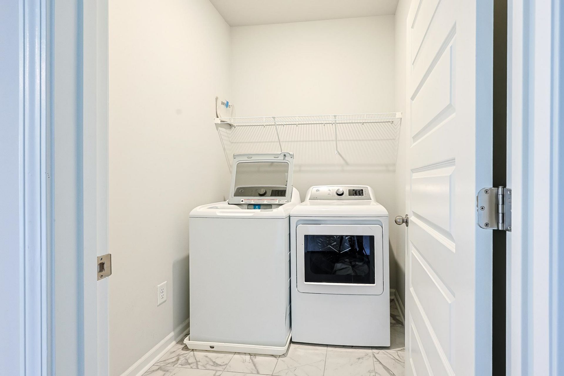 2035 Felicity Pl. Photo 32