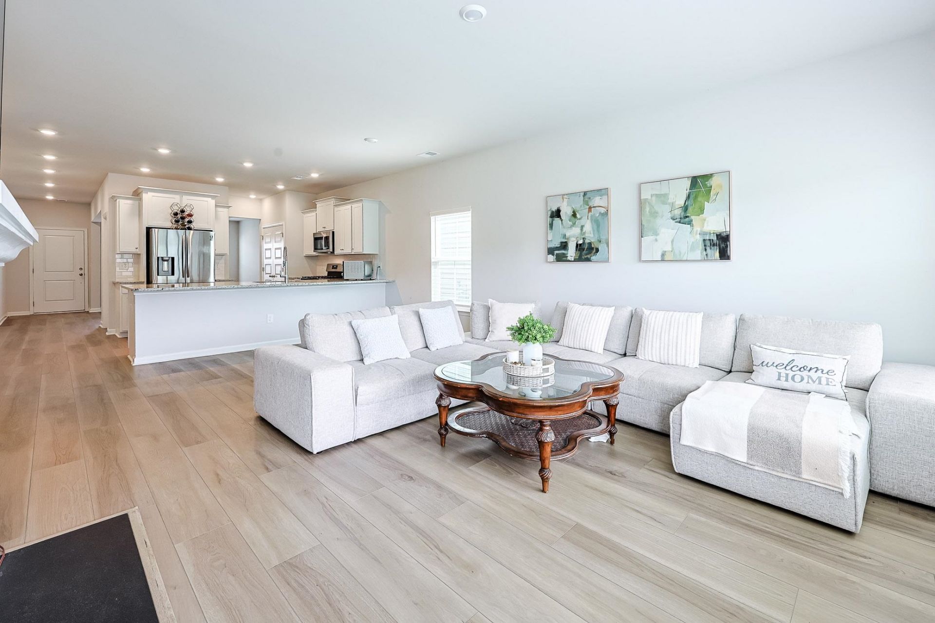 2035 Felicity Pl. Photo 4