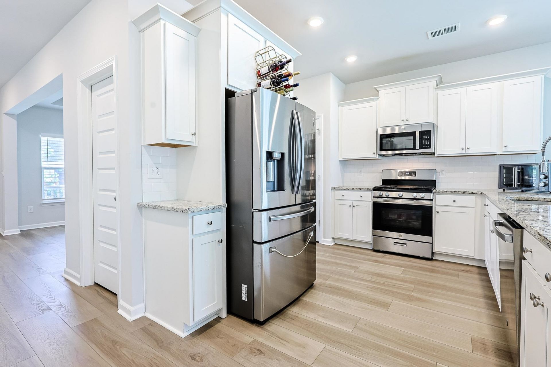 2035 Felicity Pl. Photo 8
