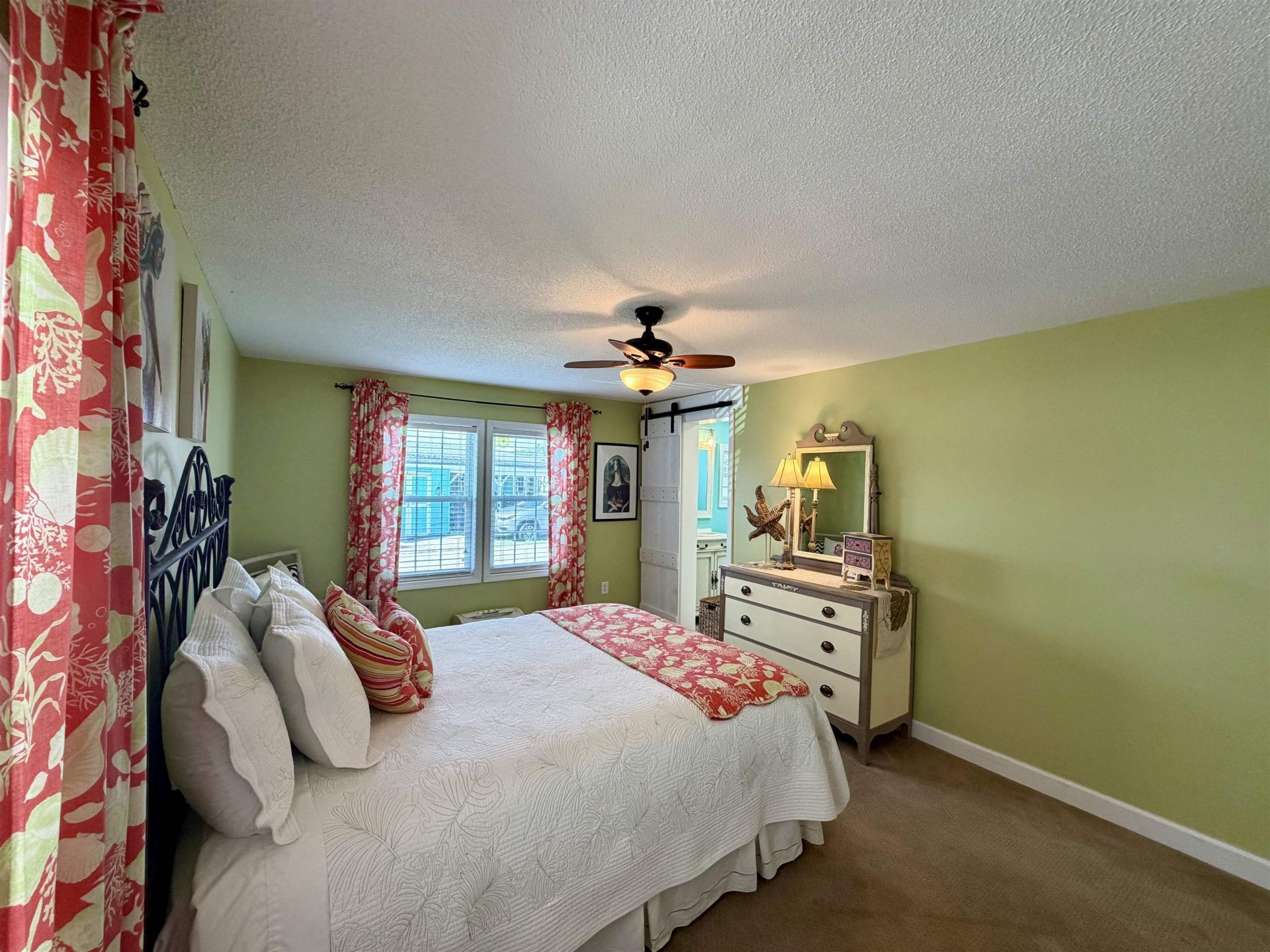1876 Sunrise Dr. Photo 26