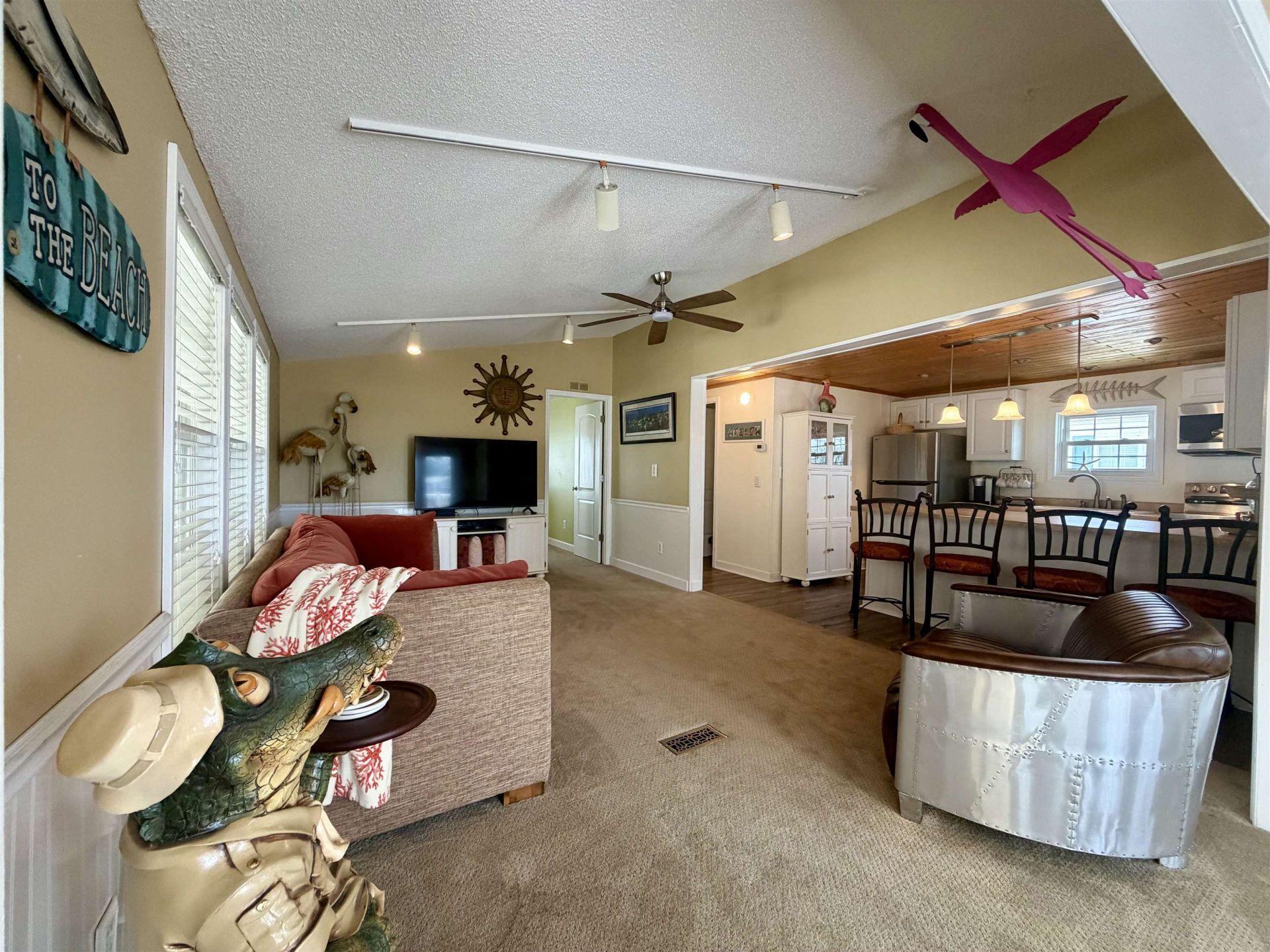 1876 Sunrise Dr. Photo 4