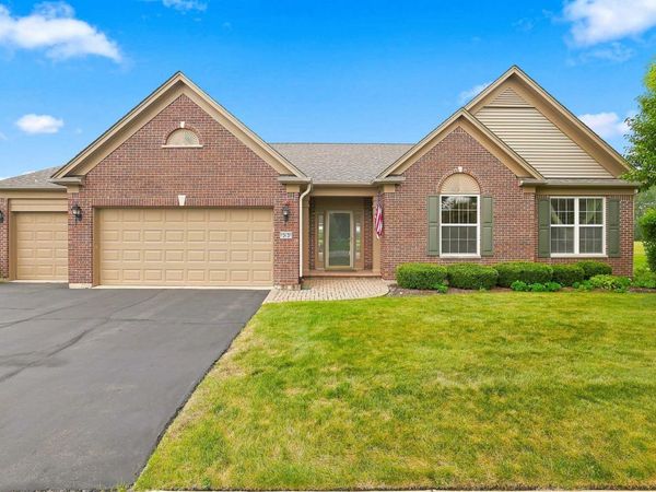 12635 RAINTREE Path , Huntley, IL 60142