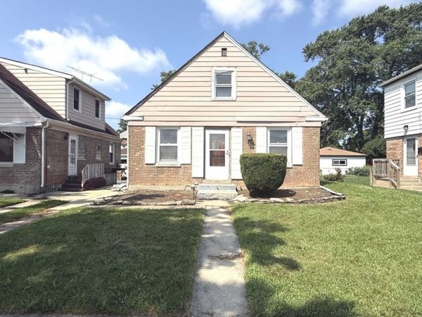744 Gardner Road, Westchester, IL 60154