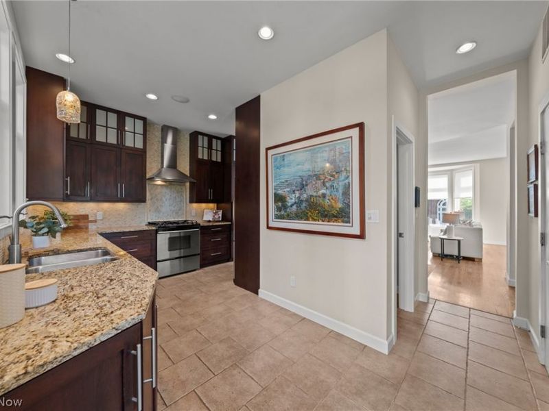 2011 Villa Carabelli Drive, Cleveland, OH 44106 Photo 26