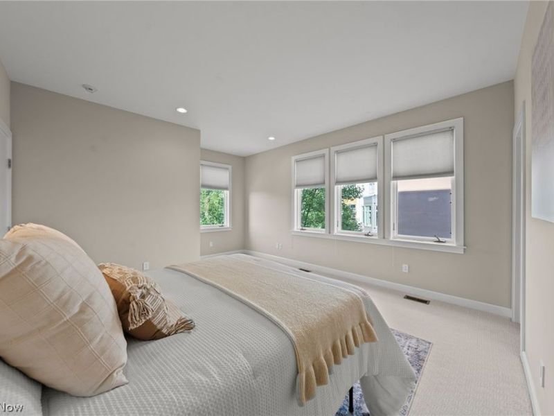 2011 Villa Carabelli Drive, Cleveland, OH 44106 Photo 33