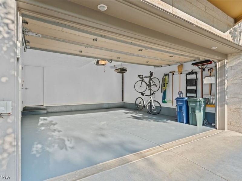 2011 Villa Carabelli Drive, Cleveland, OH 44106 Photo 47