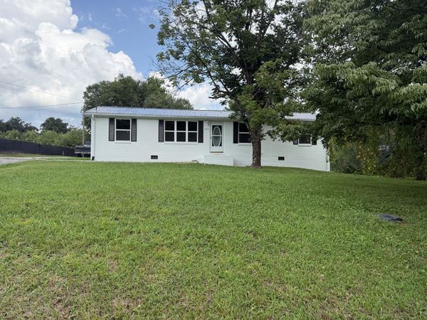 1102 Short Mountain Rd , McMinnville, TN 37110