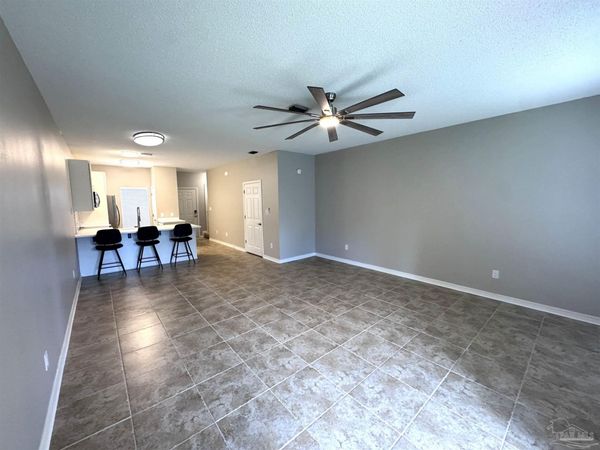 2703 Bay Club Dr, Unit 2703, Navarre, FL 32566