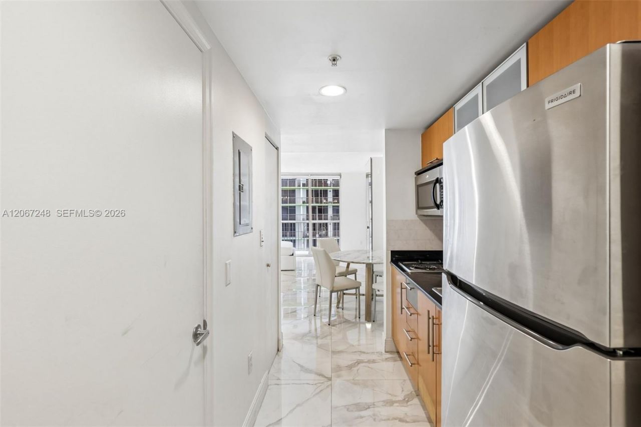 1750 N Bayshore Dr , Unit 3207, Miami, FL 33132 Photo
