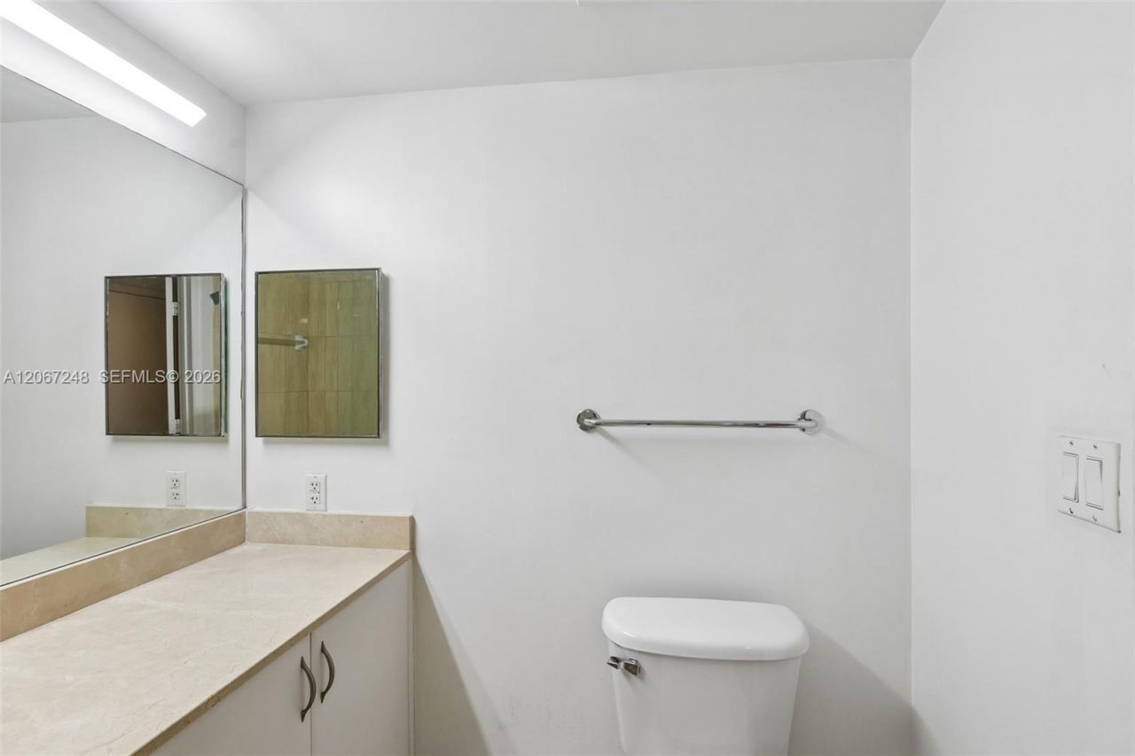 1750 N Bayshore Dr , Unit 3207, Miami, FL 33132 Photo