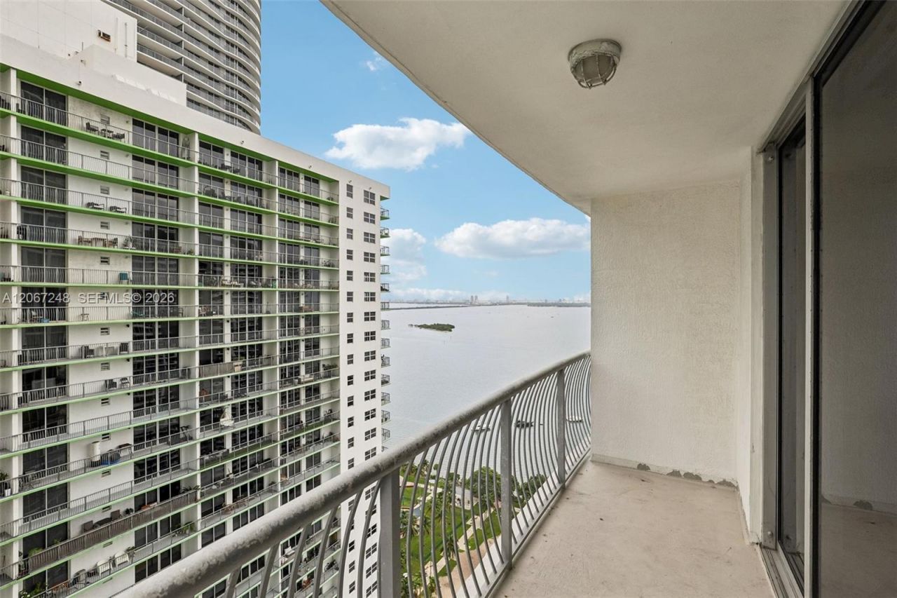 1750 N Bayshore Dr , Unit 3207, Miami, FL 33132 Photo