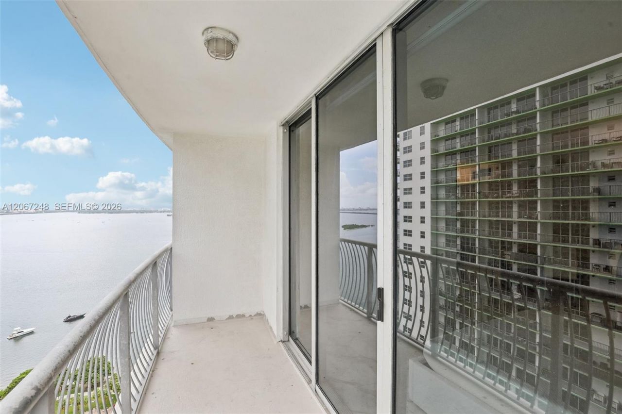 1750 N Bayshore Dr , Unit 3207, Miami, FL 33132 Photo