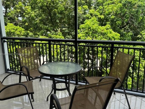 16141 Blatt Blvd, Unit 408, Weston, FL 33326