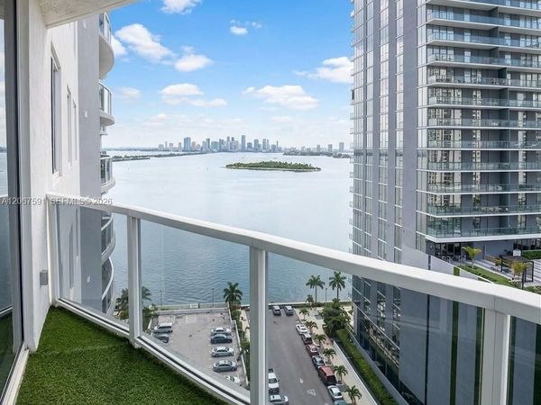 601 NE 23rd St, Unit 1605, Miami, FL 33137