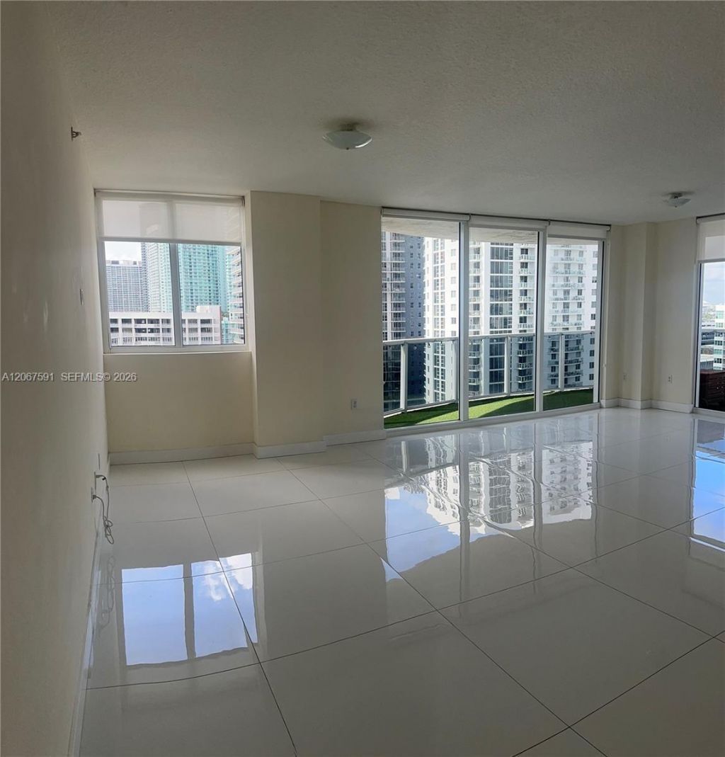 601 NE 23rd St, Unit 1605, Miami, FL 33137 Photo