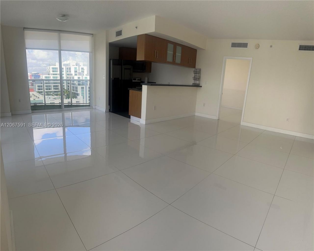 601 NE 23rd St, Unit 1605, Miami, FL 33137 Photo