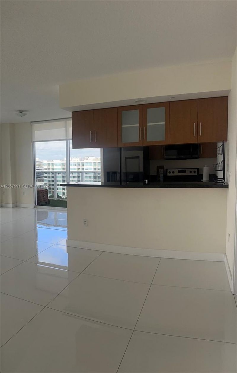 601 NE 23rd St, Unit 1605, Miami, FL 33137 Photo