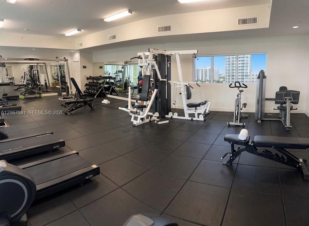 601 NE 23rd St, Unit 1605, Miami, FL 33137 Photo