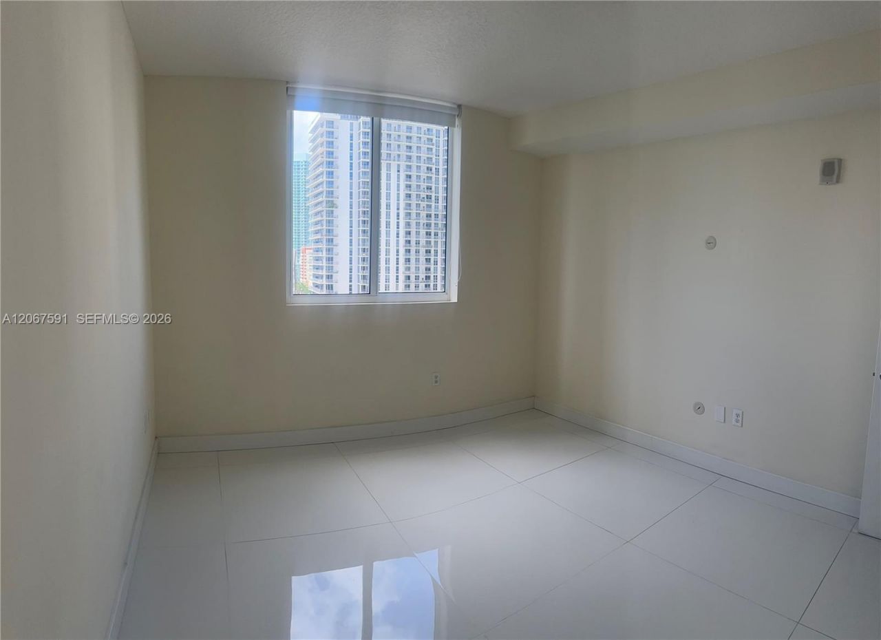 601 NE 23rd St, Unit 1605, Miami, FL 33137 Photo