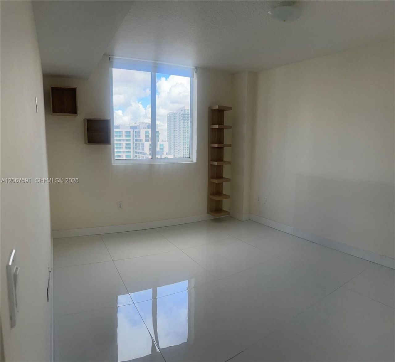 601 NE 23rd St, Unit 1605, Miami, FL 33137 Photo