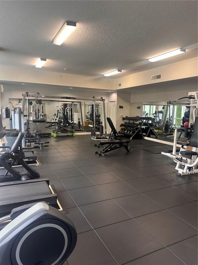 601 NE 23rd St, Unit 1605, Miami, FL 33137 Photo