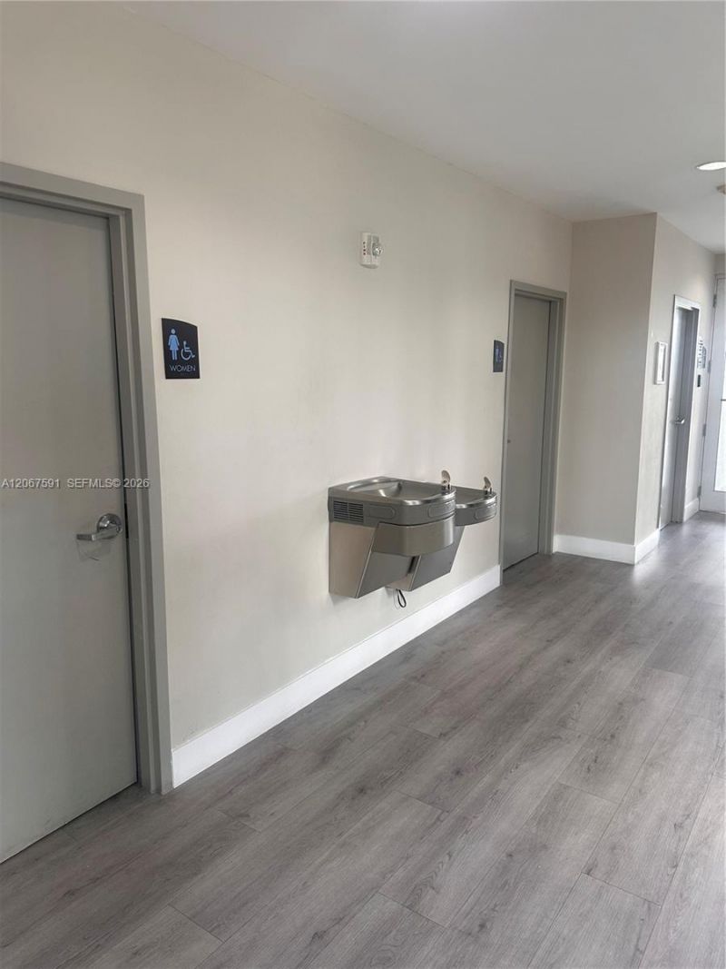 601 NE 23rd St, Unit 1605, Miami, FL 33137 Photo