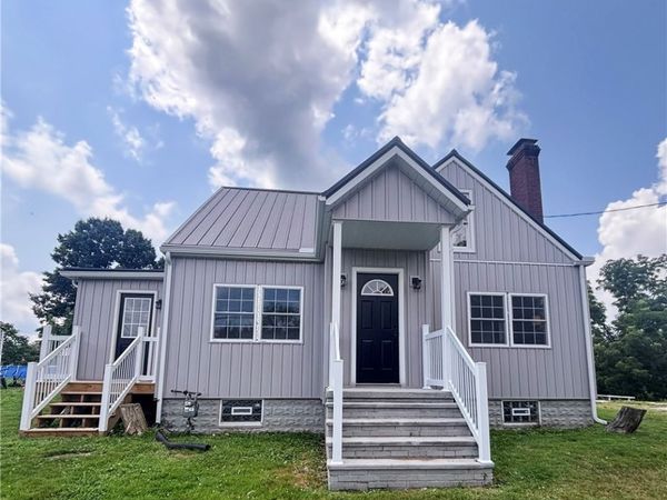125 Northwest Street , Flushing, OH 43977