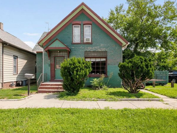 810 Ohio Street , Michigan City, IN 46360