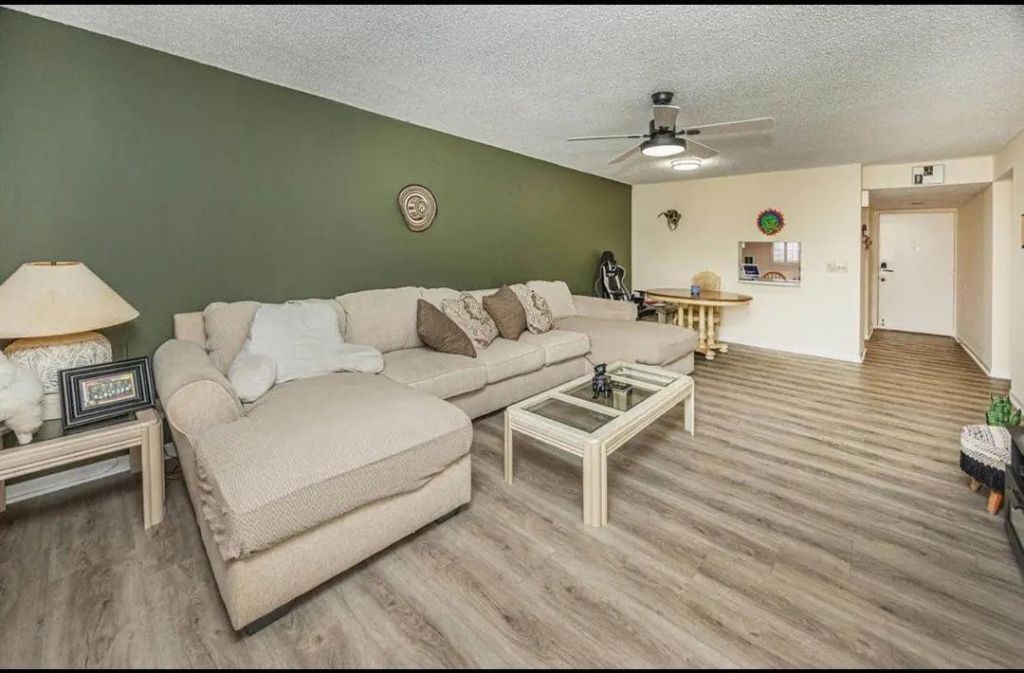 2615 NE 3rd Court Ne, Unit 4030, Boynton Beach, FL 33435 Photo