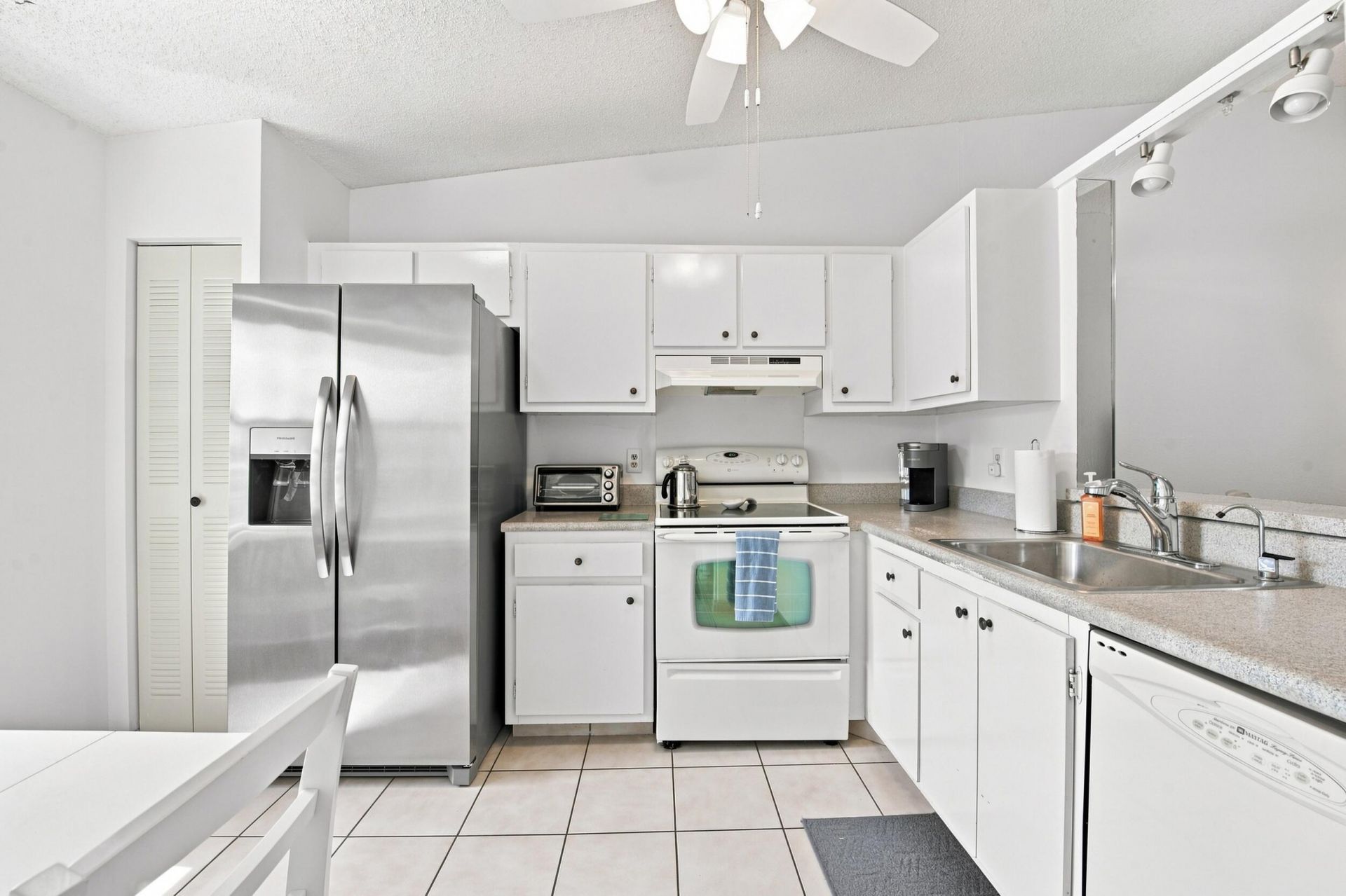 18829 Argosy Drive, Unit B, Boca Raton, FL 33496 Photo
