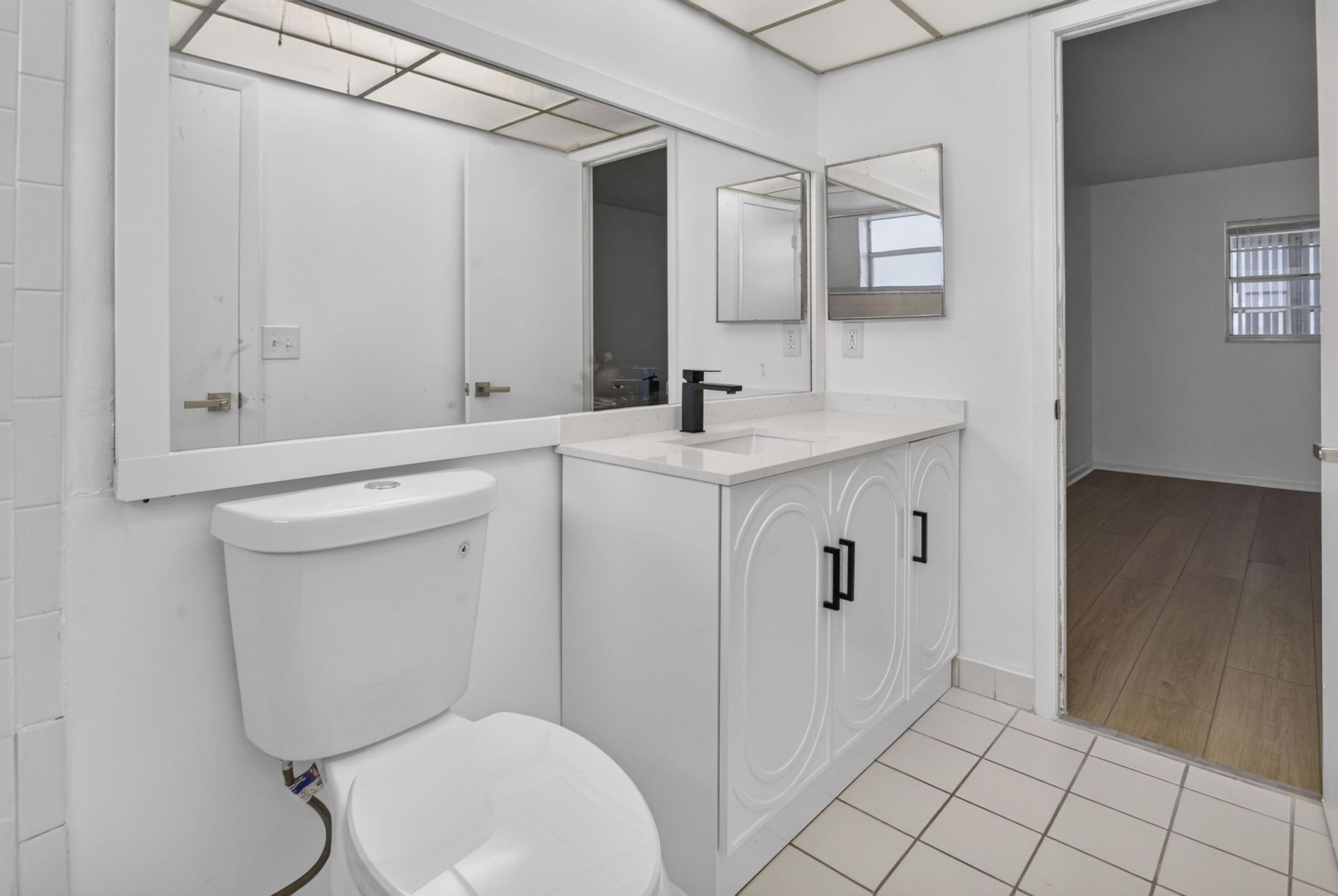 5061 W Oakland Park Boulevard, Unit 113, Lauderdale Lakes, FL 33313 Photo