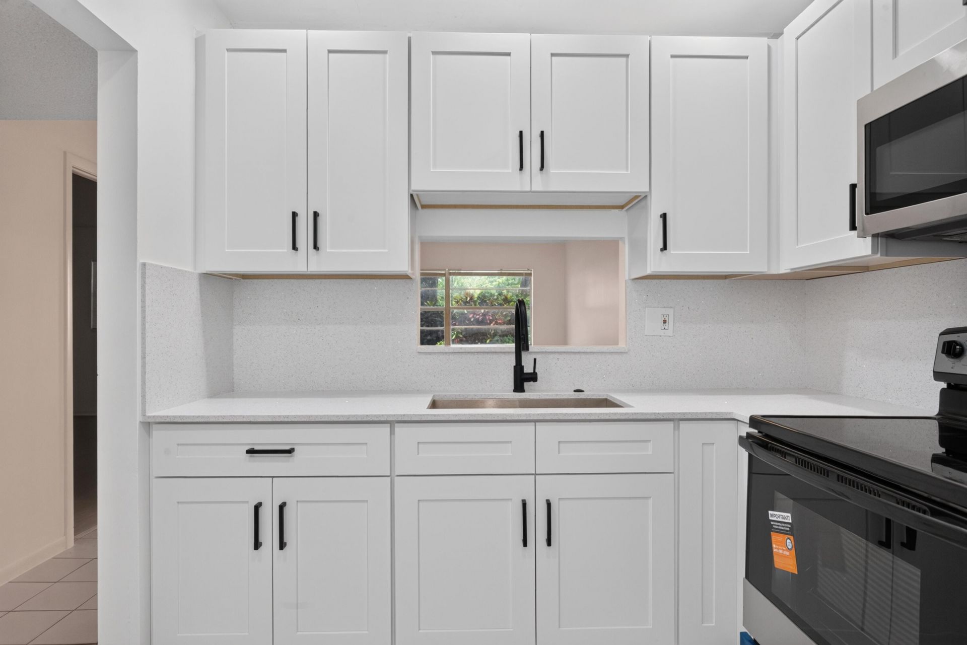 5061 W Oakland Park Boulevard, Unit 113, Lauderdale Lakes, FL 33313 Photo