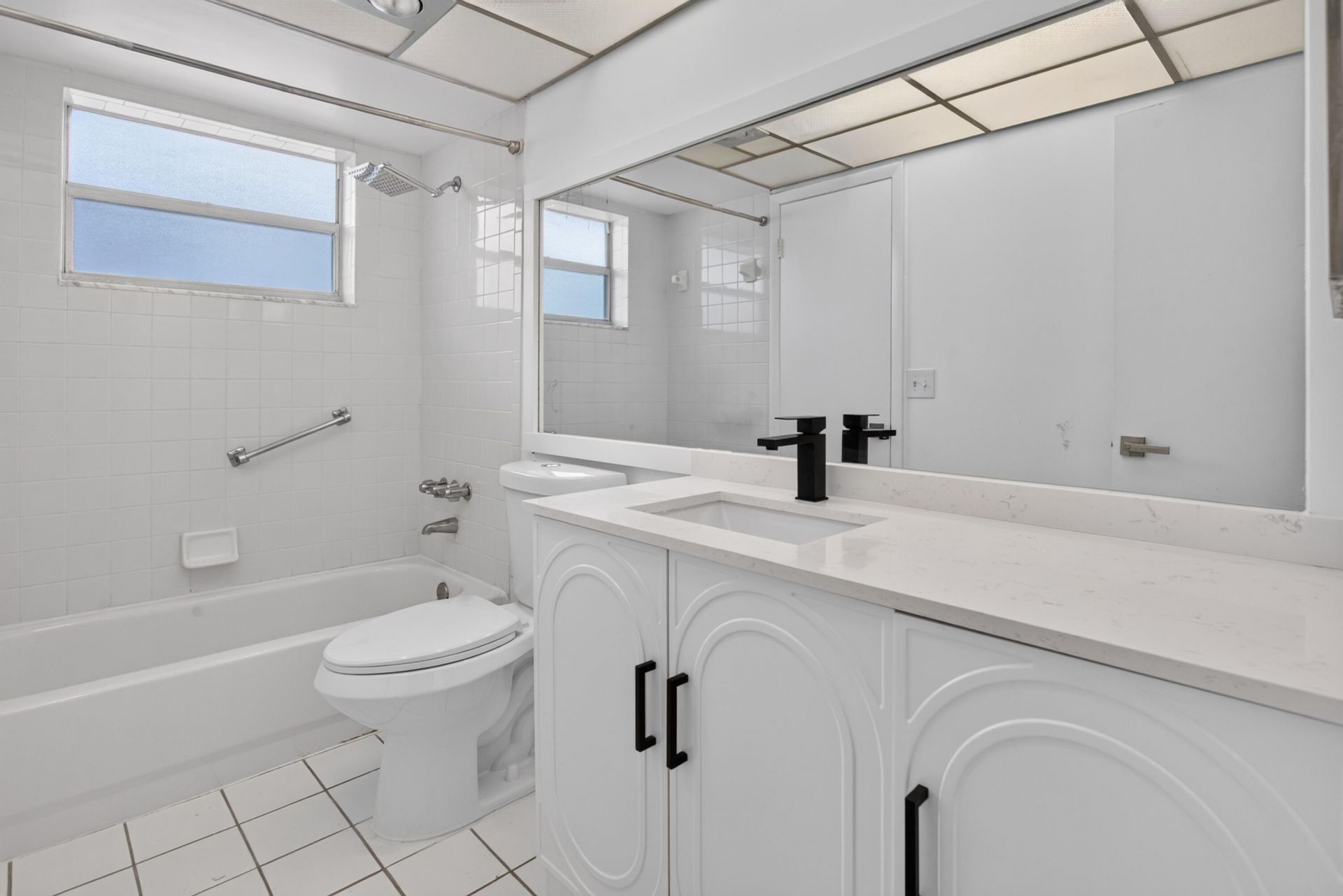 5061 W Oakland Park Boulevard, Unit 113, Lauderdale Lakes, FL 33313 Photo